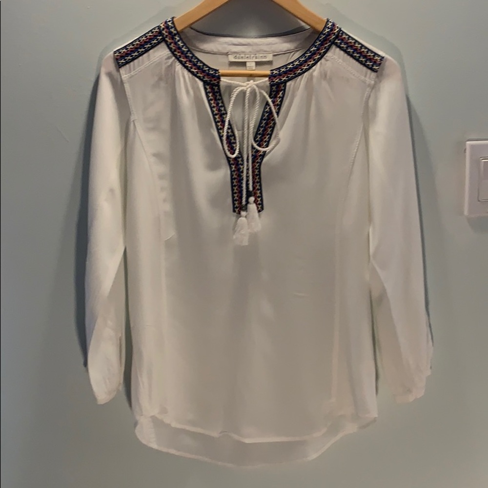3for$15 Daniel Rainn white v-neck blouse